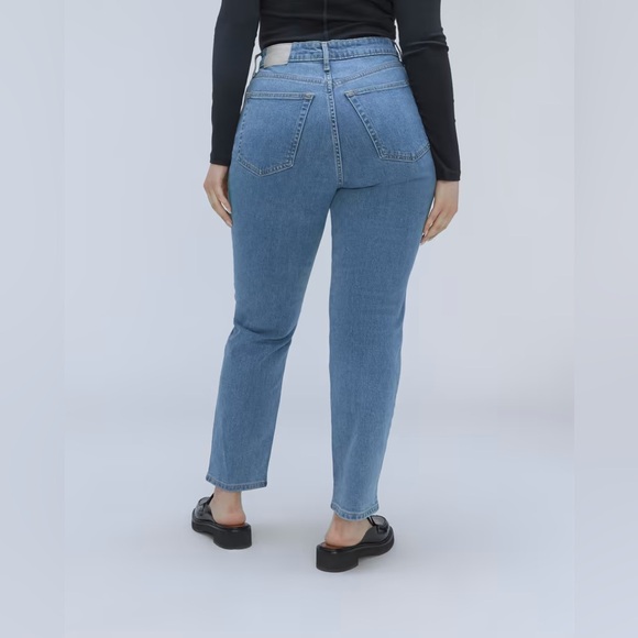 NWT Everlane The Original Curvy Cheeky® Jean Size 30 Inseam 28.5” - Picture 5 of 8